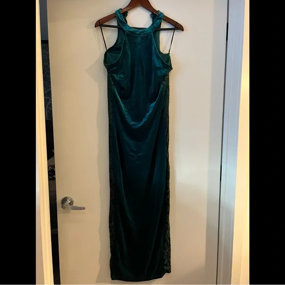 slim fit dress slacks Lavernia Olive Velvet Halter-Neck Maxi Dress With Gathered-Detailing – Club  L London main image 1